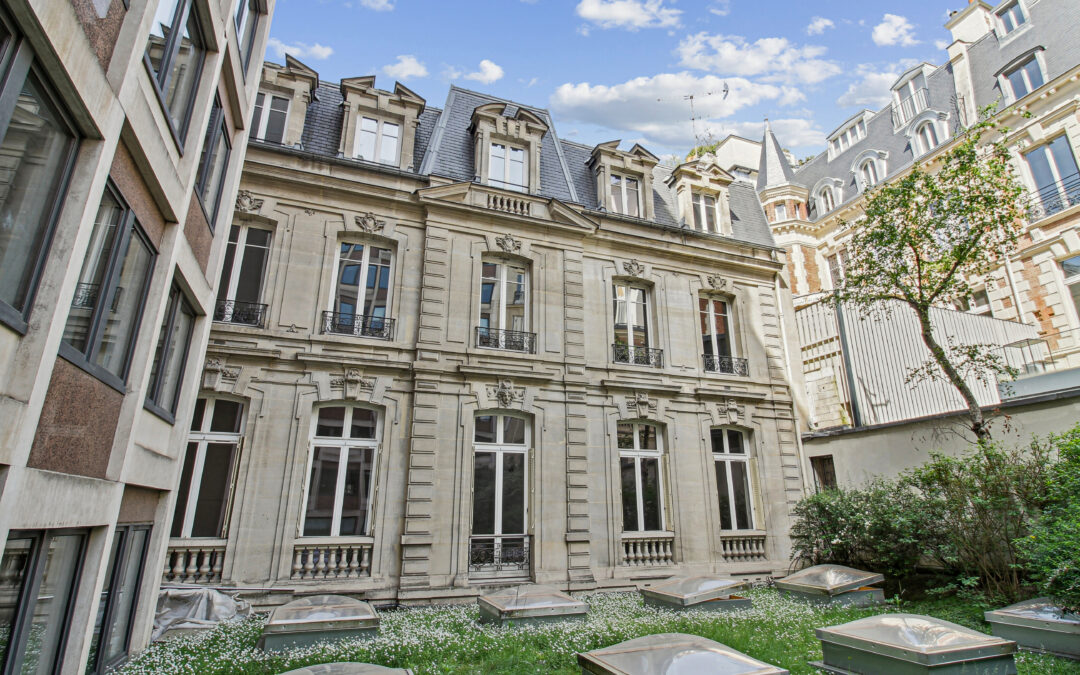 10 square Beaujon PARIS 8